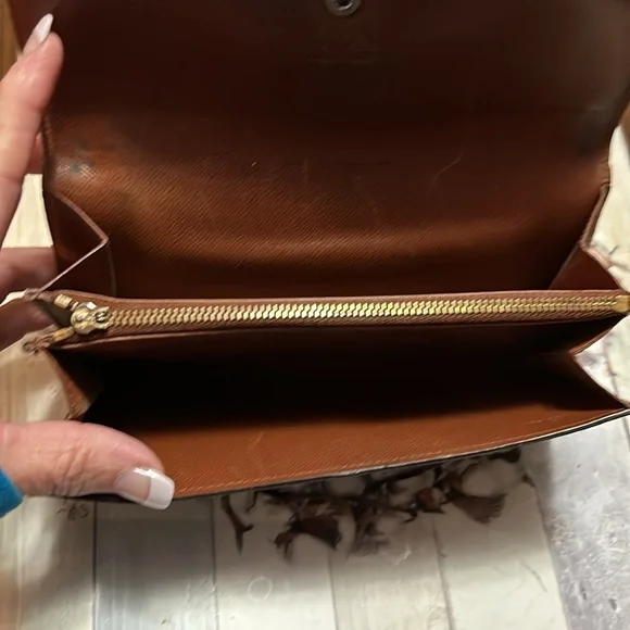 Revamped Louis Vuitton Vintage wallet Authentic - Picture 8 of 15
